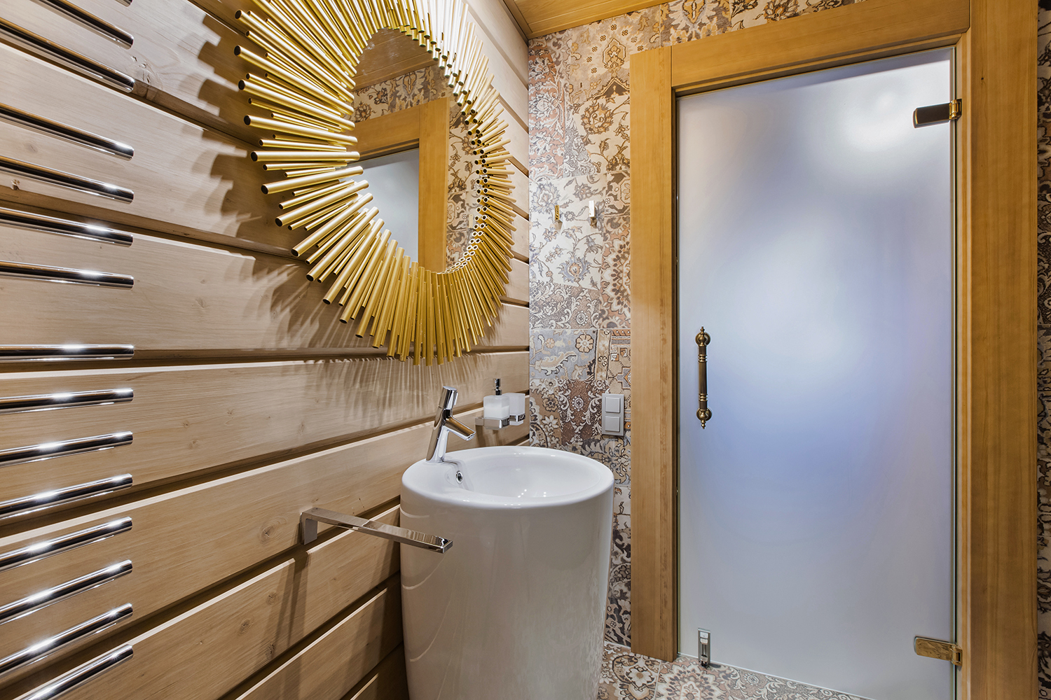 Фото интерьера, Санузел площадью 5 кв.м. в стиле Шале (Швейцария). Проект 7 - Охотничий дом, Автор проекта: Дизайнеры Наталия Сморгонская