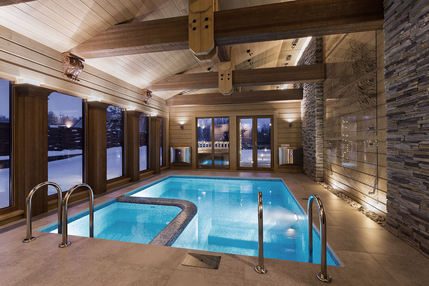 Фото интерьера, бассейн площадью 40 кв.м. в стиле Шале (Швейцария). Проект 21 - Охотничий дом, Автор проекта: Дизайнеры Наталия Сморгонская