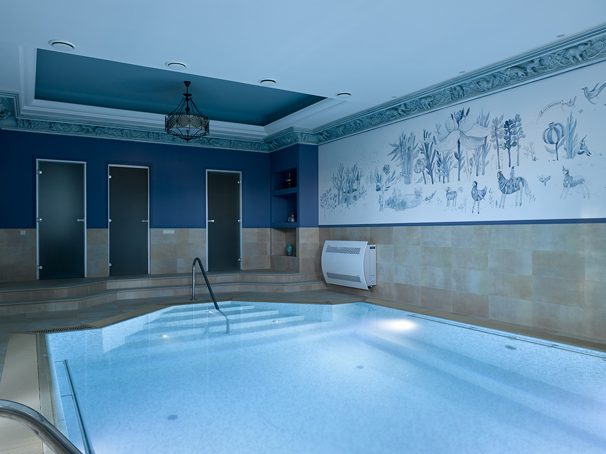 Фото интерьера, Бассейн площадью 55 кв.м. в стиле Историческая эклектика. Проект Дом в поселке Поведники - Дом в поселке Поведники, Автор проекта: Дизайнеры Анна Разумеева-Смирнова