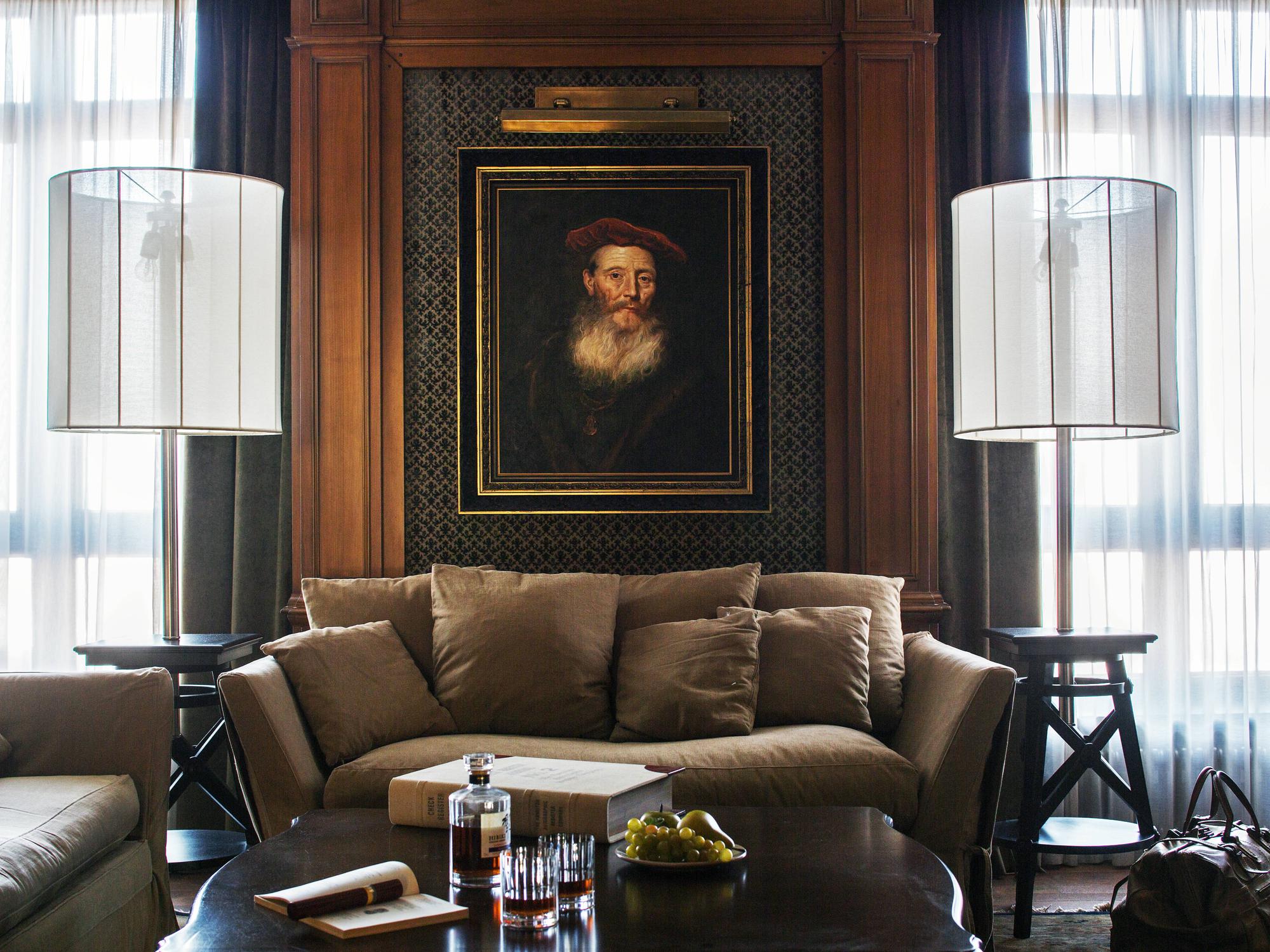 Фото интерьера, Гостиная Проект 18.04.2019/767039 - Квартира 170 кв.м в классическом стиле, Автор проекта: Архитекторы Петр Козейкин