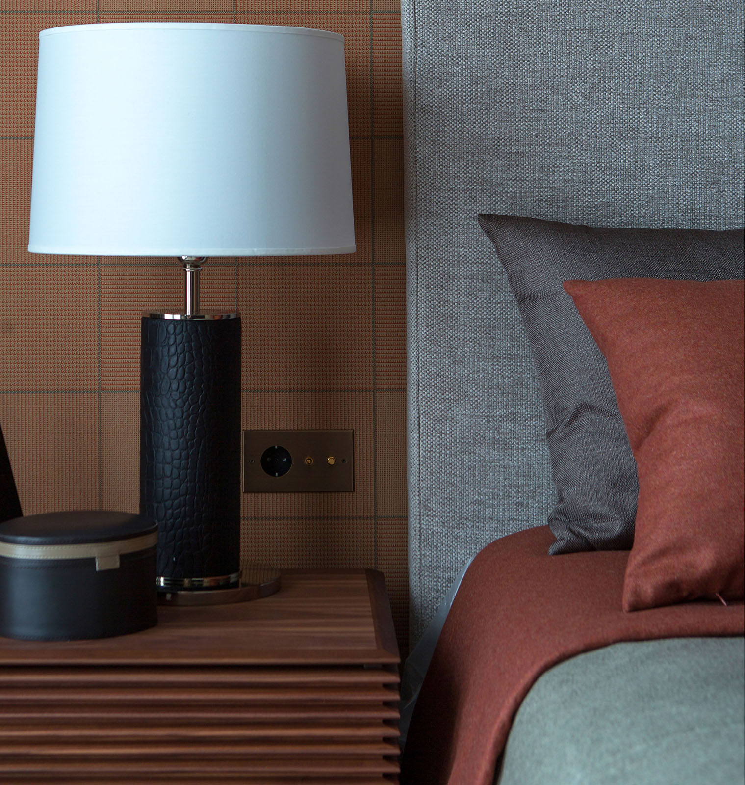 Фото интерьера, Спальня площадью 19 кв.м. Проект Спальня - Квартира в ЖК Барин Хаус, Автор проекта: Архитекторы Павел Бурмакин