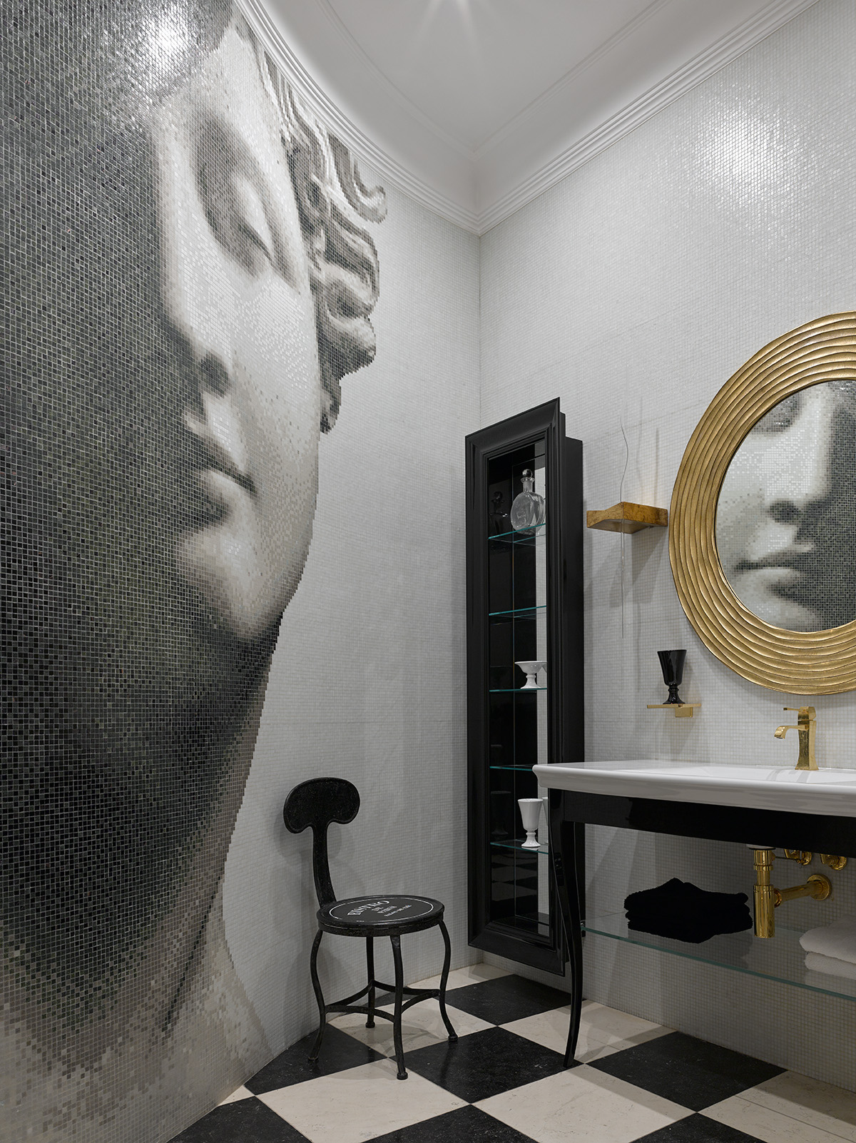 Детали интерьера, Фото, Мозаичное панно в стиле Классическая, Дом в поселке Поведники Автор проекта: Дизайнеры Анна Разумеева-Смирнова