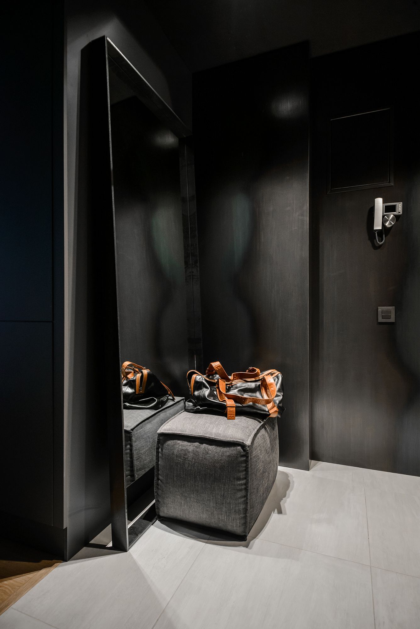 Фото интерьера, Коридор площадью 64 кв.м. в стиле Лофт/промышленный стиль. Проект Jetsman - JETSMAN, Автор проекта: Архитекторы Максим Павленко